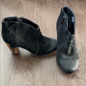 Tahari booties